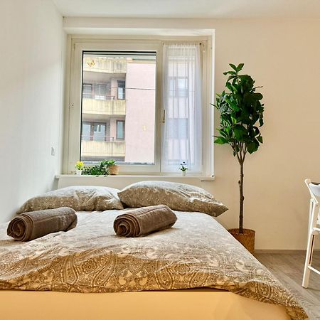 Prime Suites Near Schoenbrunn Castle Виена Екстериор снимка